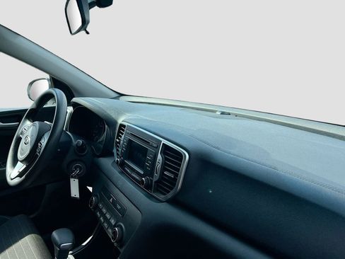Used 2018 Kia Sportage LX image 28