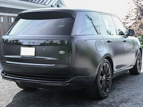 Used 2023 Land Rover Range Rover SE AWD/4WD image 8
