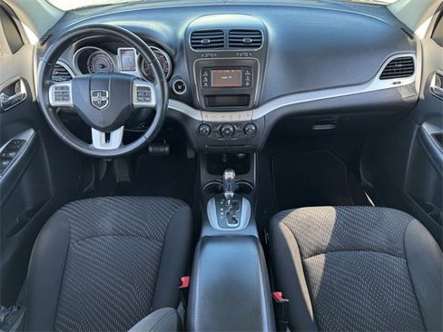 Used 2018 Dodge Journey SXT w/ Premium Group image 10