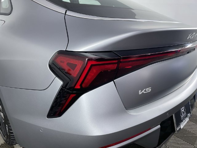 New 2027 Kia K5 GT w/ GT1 Package FWD image 37