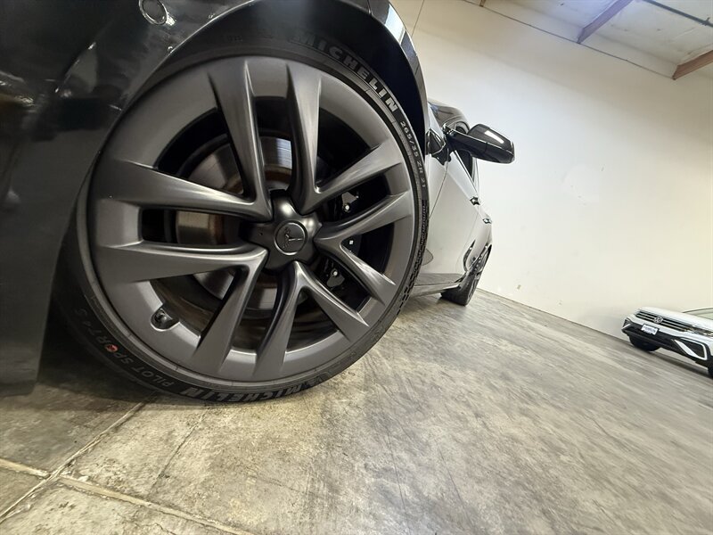 Used 2021 Tesla Model S Long Range AWD/4WD image 11