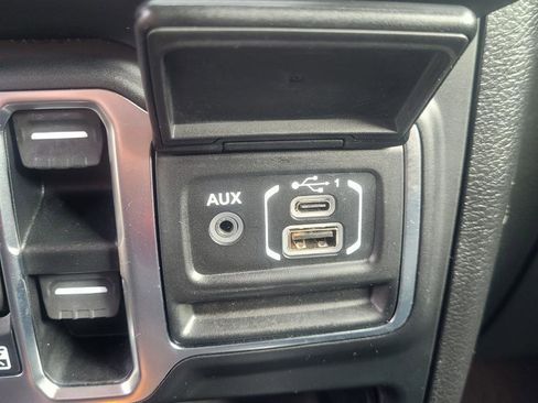 Used 2020 Jeep Wrangler Unlimited Sport AWD/4WD image 24