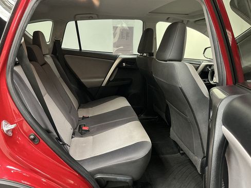 Used 2014 Toyota RAV4 XLE AWD/4WD image 30