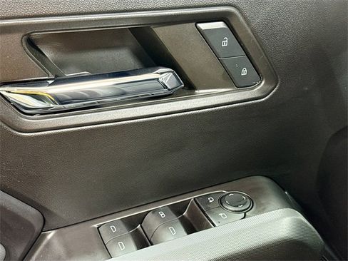 New 2024 Chevrolet Colorado LT w/ LT Convenience Package III image 21