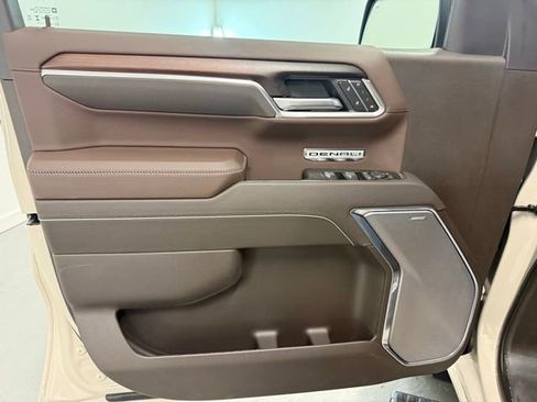 New 2026 GMC Sierra 1500 Denali w/ Denali Reserve Package AWD/4WD image 11