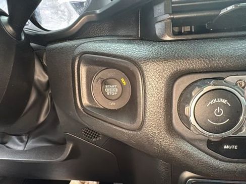 Used 2025 Jeep Wrangler Unlimited Sport S 4xe image 16