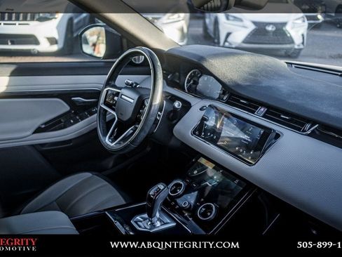 Used 2022 Land Rover Range Rover Evoque R-Dynamic S image 36