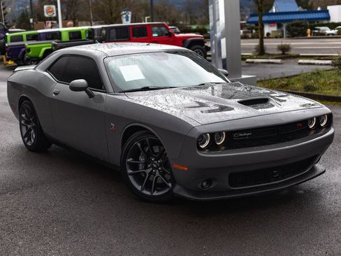 Used 2023 Dodge Challenger R/T Scat Pack w/ Plus Package image 2