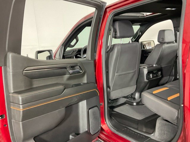 Used 2024 GMC Sierra 1500 AT4 w/ Technology Package AWD/4WD image 33