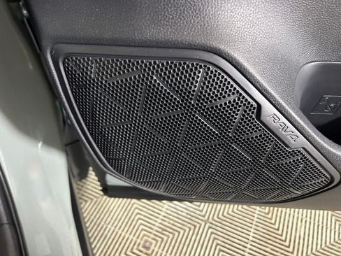 Used 2019 Toyota RAV4 Adventure AWD/4WD image 28