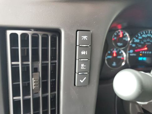 New 2025 Chevrolet Express 2500 w/ Driver Convenience Package image 25