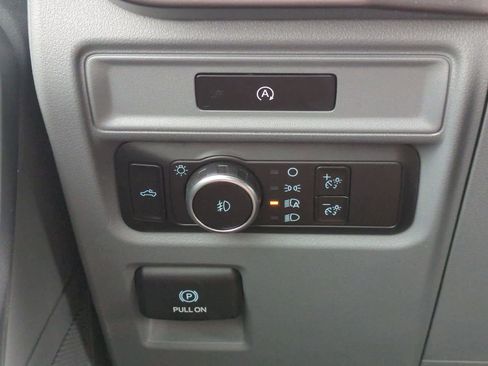 Used 2025 Ford F150 XLT w/ Equipment Group 301A Standard RWD image 16