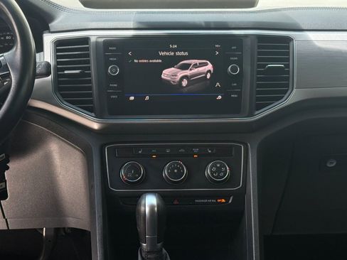 Used 2018 Volkswagen Atlas SE image 11