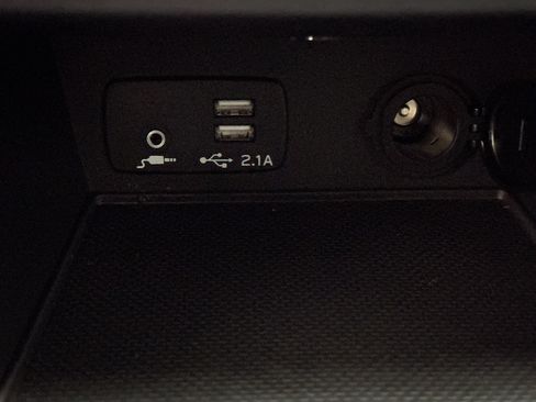 Used 2021 Subaru Impreza 2.0i Limited image 36