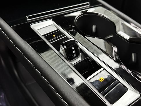 Used 2026 Volkswagen Atlas SE image 15