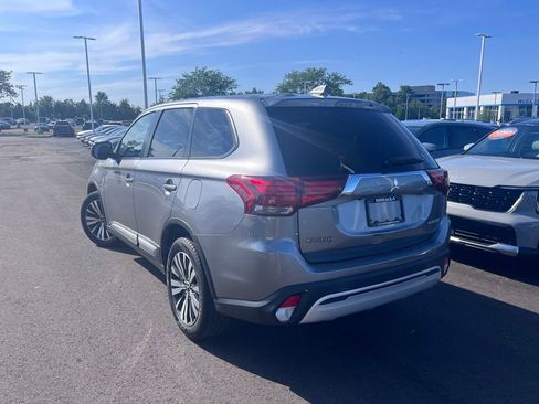 Used 2019 Mitsubishi Outlander ES AWD/4WD image 6