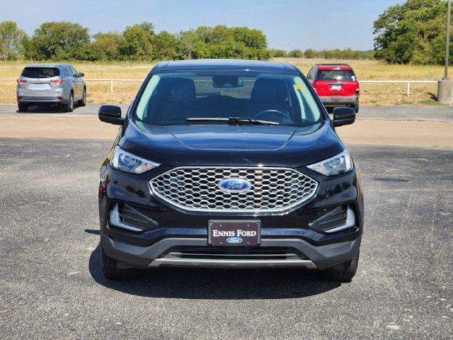 Used 2024 Ford Edge SEL AWD/4WD image 2