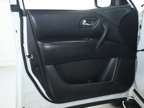 Used 2022 Nissan Armada SL w/ Midnight Edition Package RWD image 16