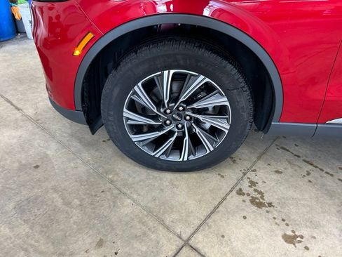 Certified 2025 Lincoln Aviator AWD image 34