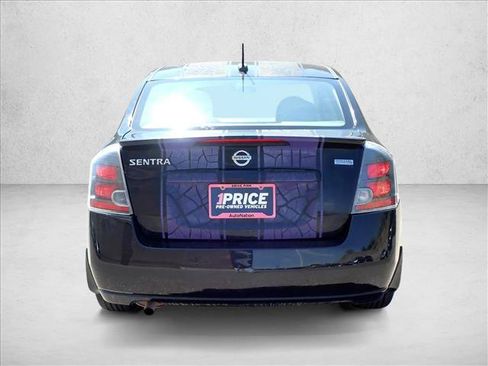 Used 2011 Nissan Sentra 2.0 SR w/ Special Edition Pkg FWD image 13