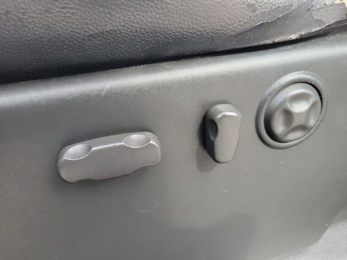 Used 2009 Chevrolet Silverado 1500 LTZ image 6