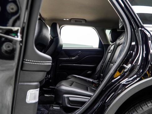 Used 2023 Lincoln Corsair FWD image 44