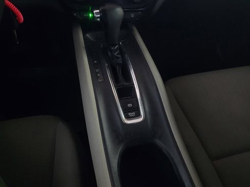 Used 2016 Honda HR-V LX image 26