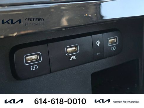 Certified 2024 Kia Carnival SX Prestige FWD image 32