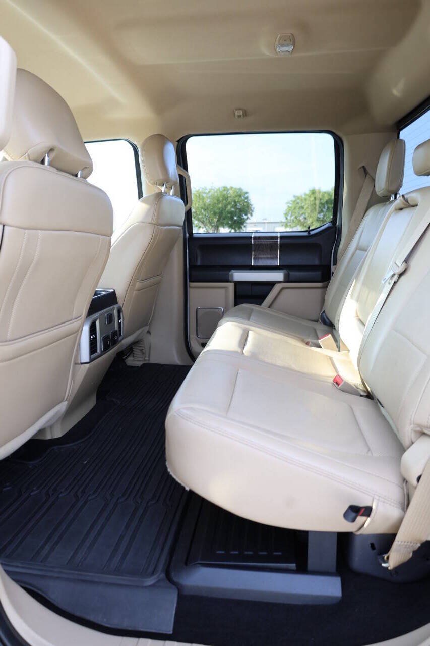 Used 2019 Ford F250 Lariat w/ Chrome Package AWD/4WD image 17