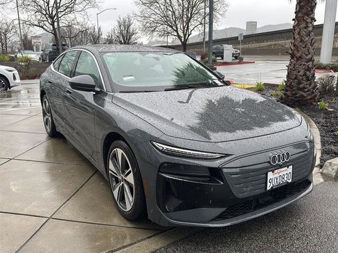 Used 2025 Audi A6 e-tron Premium Plus w/ Premium Plus image 4