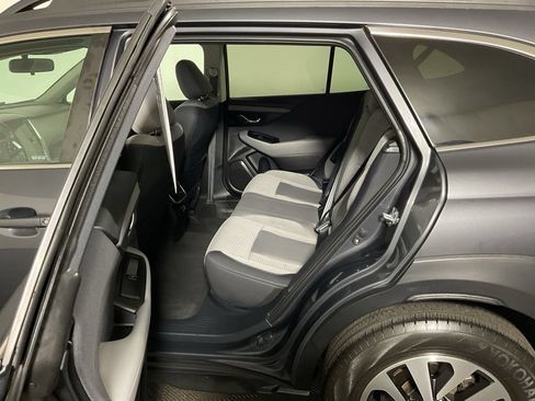 Used 2023 Subaru Outback Premium AWD/4WD image 32