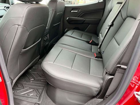 New 2026 GMC Canyon Elevation w/ Convenience Package image 17