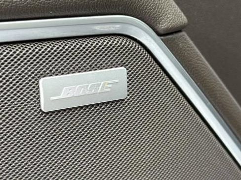 Used 2022 GMC Sierra 1500 SLT w/ SLT Premium Plus Package AWD/4WD image 29