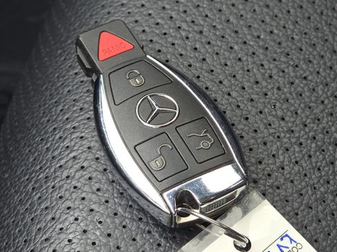 Used 2019 Mercedes-Benz GLC 300 image 37
