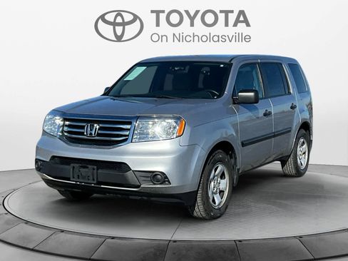 Used 2015 Honda Pilot LX image 1