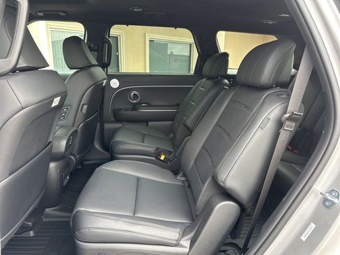 New 2026 Hyundai Palisade Calligraphy FWD image 16