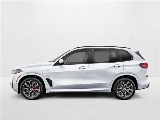 Used 2026 BMW X5 xDrive50e w/ Parking Assistance Package AWD/4WD image 3