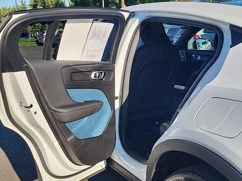 Used 2023 Volvo C40 P8 Recharge Plus w/ Protection Package Premier AWD/4WD image 15