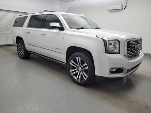 Used 2018 GMC Yukon XL Denali w/ Denali Ultimate Package RWD image 11