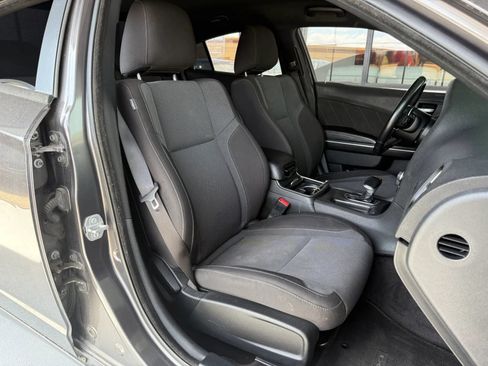 Used 2017 Dodge Charger R/T RWD image 24