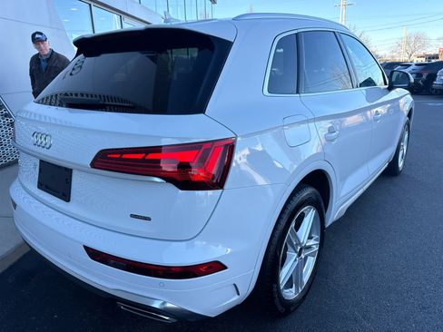 Used 2024 Audi Q5 e Premium image 8