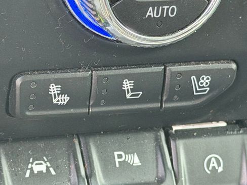 Used 2020 GMC Sierra 1500 Denali w/ Denali Ultimate Package image 22