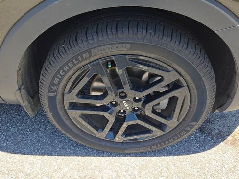 Used 2023 Kia Telluride SX X-Line AWD/4WD image 15