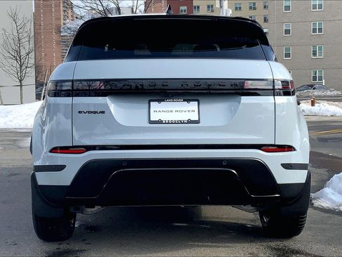 New 2026 Land Rover Range Rover Evoque S image 4