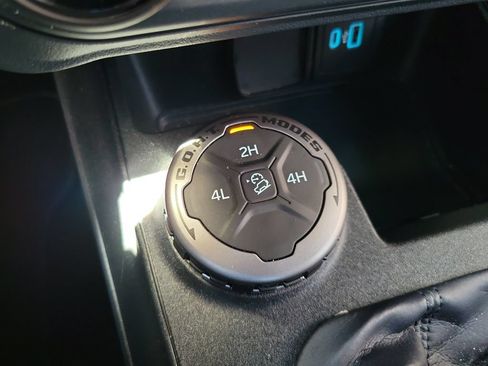 Used 2022 Ford Bronco 2-Door AWD/4WD image 22