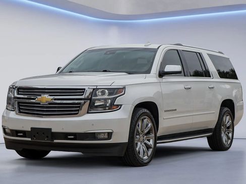 Used 2018 Chevrolet Suburban Premier w/ Max Trailering Package image 17