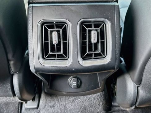 Certified 2025 Kia Sorento S AWD/4WD image 28