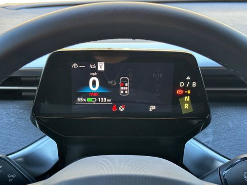 New 2025 Volkswagen ID. Buzz Pro S RWD image 25