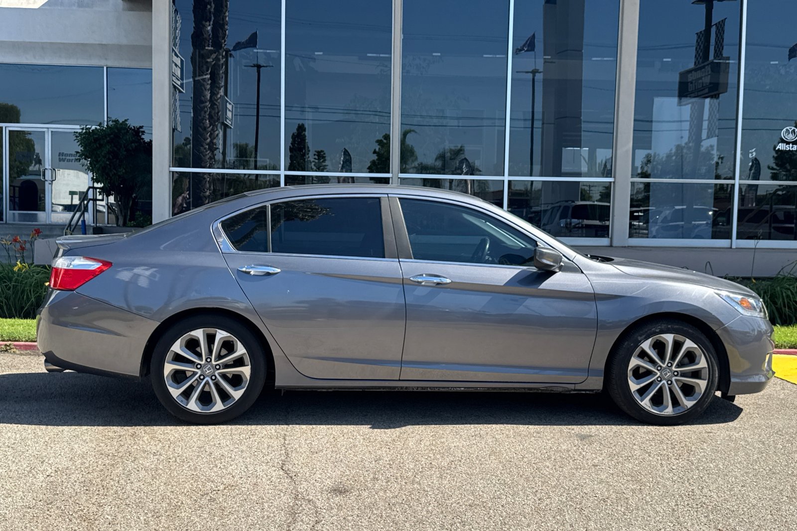 Used 2013 Honda Accord Sport image 4