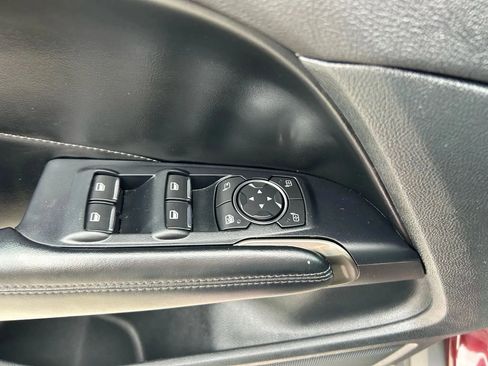 Used 2017 Lincoln MKC Reserve image 29